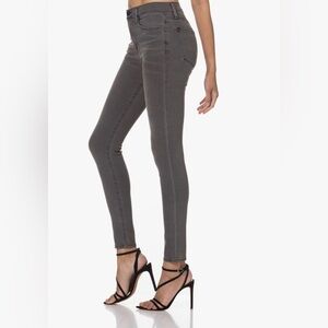 Frame Le High Skinny